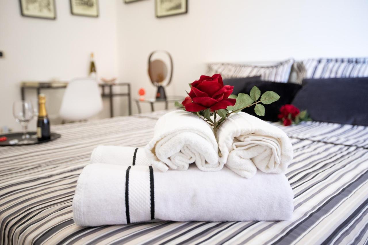 La Casa Di Nana' Locazione Turistica Apartment Palermo Bagian luar foto